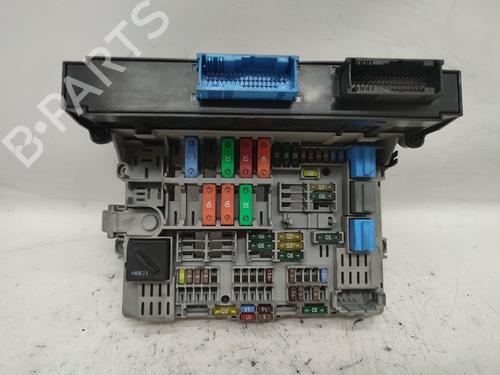 Used Fuse box BMW 1 (E87) 118 d (122 hp) 26926900