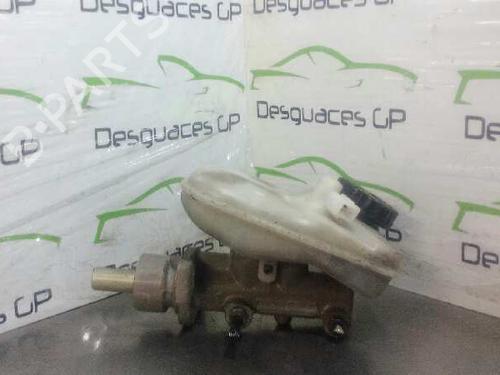 Used Brake master cylinder CITROËN XSARA (N1) 2.0 HDi 90 (90 hp) 7133735