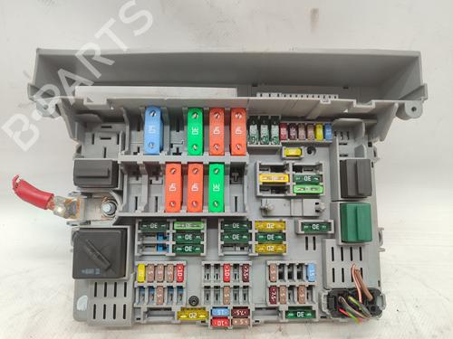 Used Fuse box BMW 3 (E90) [2004-2012]  17060288