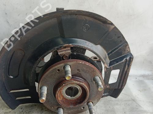 Left front steering knuckle HYUNDAI SANTA FÉ I (SM) 2.0 CRDi 4x4 | BP25745807M25 