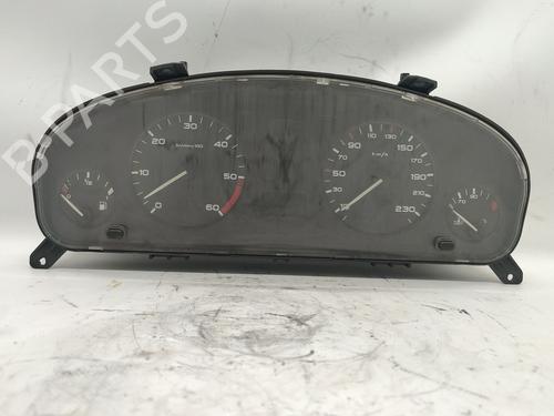 Used Instrument cluster PEUGEOT 406 (8B) 2.0 HDI 110 (109 hp) 25882959