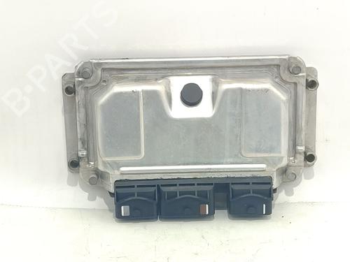 Used Engine control unit (ECU) Engine control unit (ECU) PEUGEOT 306 Hatchback (7A, 7C, N3, N5) 1.6 (89 hp) 40262989 40262989