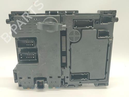 Used Fuse box Fuse box 38775528 38775528