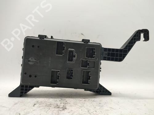 Fuse box FORD MONDEO III (B5Y) 2.0 16V TDDi / TDCi | BP30109243E1