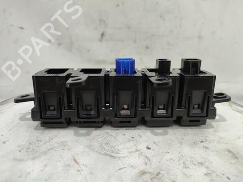 Switch NISSAN PULSAR Hatchback (C13)  | BP20147669I30 