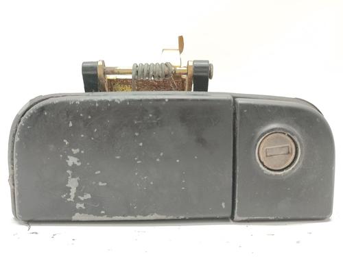 Bagagerumshåndtag Bagagerumshåndtag SEAT INCA (6K9) 1.9 SDI (64 hp) 39884067 39884067