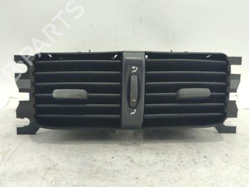 Used Air vent RENAULT CLIO II (BB_, CB_) 1.2 16V (BB05, BB0W, BB11, BB27, BB2T, BB2U, BB2V, CB05,... (75 hp) 32997943