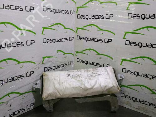 Used Passenger airbag FORD MONDEO I (GBP) [1993-1996]  7134029