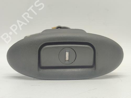 Used Tailgate handle RENAULT MEGANE I Classic (LA0/1_) 1.9 D (LA0A, LA0U, LA0R) (64 hp) 16142959