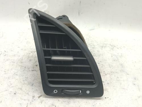 Used Air vent Air vent 37605889 37605889