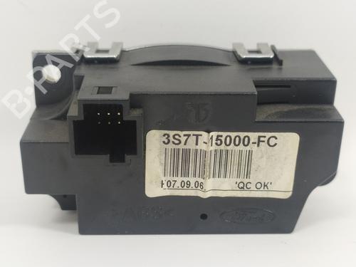 Display monitor FORD MONDEO III Saloon (B4Y) 2.0 16V TDDi / TDCi | BP8366024C48 