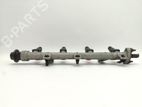 Injection rail HYUNDAI ELANTRA III Saloon (XD) 1.6 | BP28794567M98