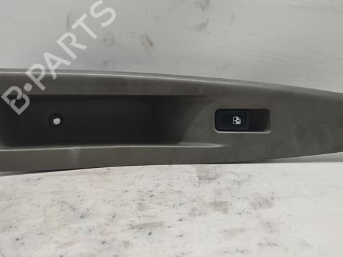 right-front-window-switch-chevrolet-nubira-estate-2005-2006-2007-2008-2009-2010-2011-34693892 main image
