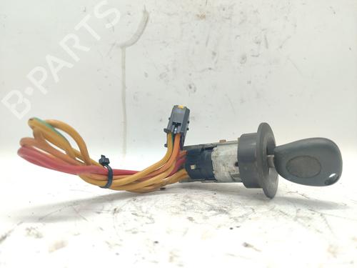 Used Ignition barrel RENAULT MEGANE I (BA0/1_) 1.6 e (BA0F, BA0S) (90 hp) 30686235