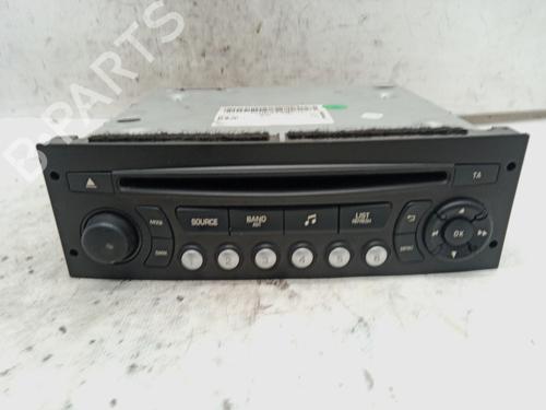 Radio PEUGEOT 3008 I MPV (0U_) 1.2 (131 hp) 26010108