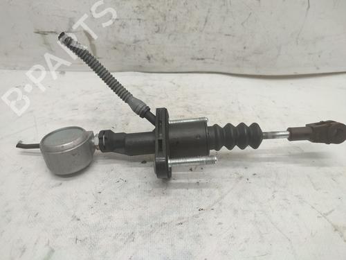 Used Clutch slave cylinder OPEL ZAFIRA A MPV (T98) 2.0 DTI 16V (F75) (101 hp) 23179498