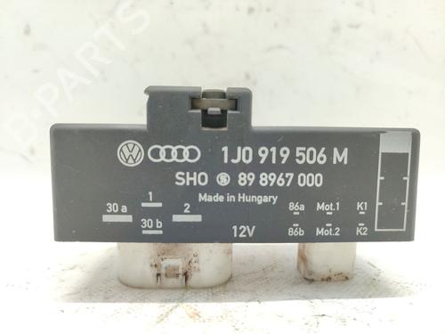 Elektronisk modul SKODA FABIA I (6Y2) 1.2 (54 hp) 31043445