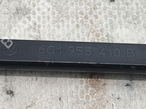 Front windshield wiper arm VW POLO (9N_, 9A_) 1.9 SDI | BP24473005C143 