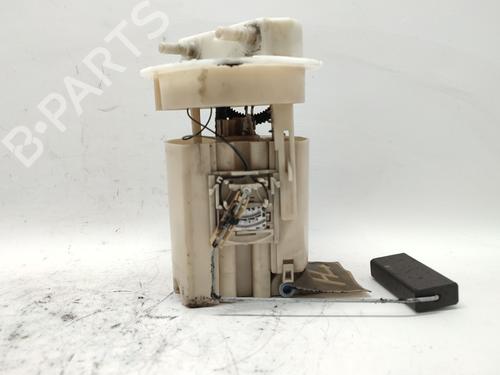Used Fuel pump CITROËN XSARA (N1) 1.6 16V (109 hp) 30818451