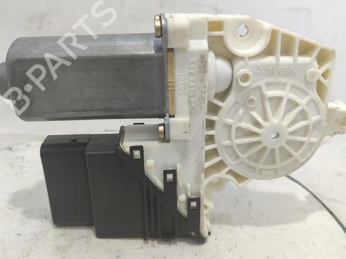 Used Right rear window motor VW GOLF IV (1J1) [1997-2008]  19098521