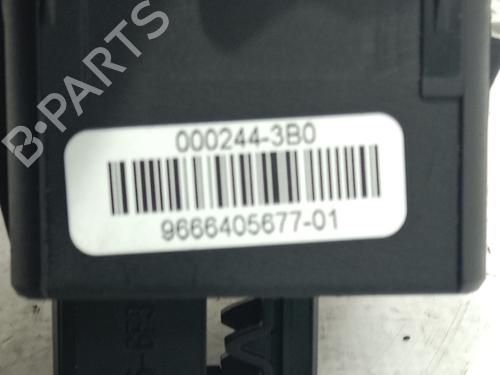 Electric handbrake PEUGEOT 5008 II (MC_, MJ_, MR_, M4_) 1.6 BlueHDi 115 (MCBHXH, MCBHXW) | BP26884549E5 
