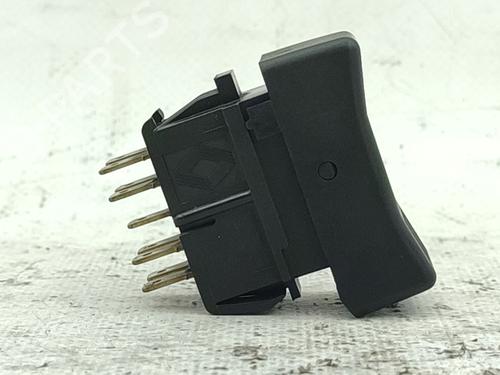 Warning switch RENAULT 21 (B48_) 2.1 D (B480) | BP30161932I22