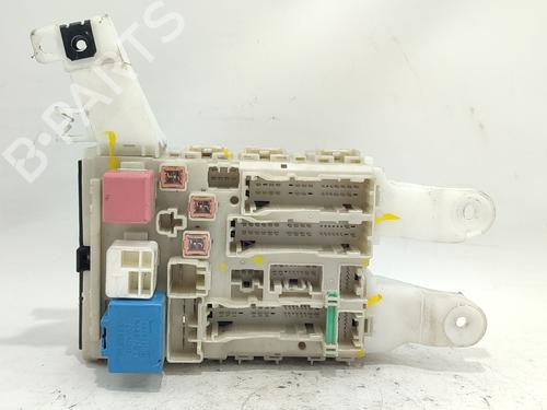 fuse-box-toyota-auris-_e15_-2006-2007-2008-2009-2010-2011-2012-2013-37646040 main image