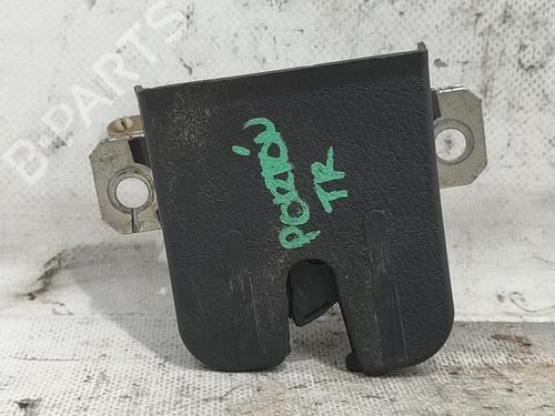 Used Tailgate lock VW POLO (9N_, 9A_) 1.9 SDI (64 hp) 24473014