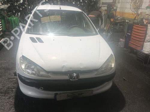 Brugte PEUGEOT 206 Hatchback (2A/C)  1.4 i  4561672