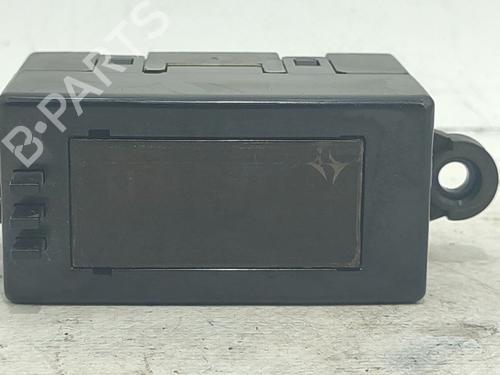 Used Instrument cluster KIA SORENTO I (JC) 2.5 CRDi 4WD (140 hp) 32372509