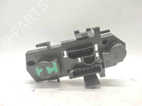 Lampeholder Lampeholder SEAT TOLEDO II (1M2) 1.9 TDI (110 hp) 34378865 34378865