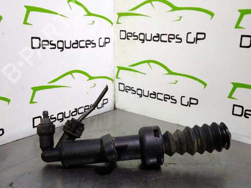 Used Clutch slave cylinder PEUGEOT 406 (8B) [1995-2005]  14325521