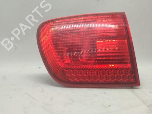 Feu de coffre droit SEAT IBIZA II (6K1) 1.4 16V (75 hp) 31929538