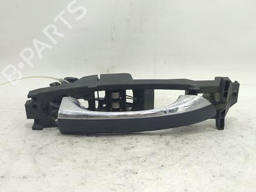 Used Rear right exterior door handle Rear right exterior door handle 38288649 38288649