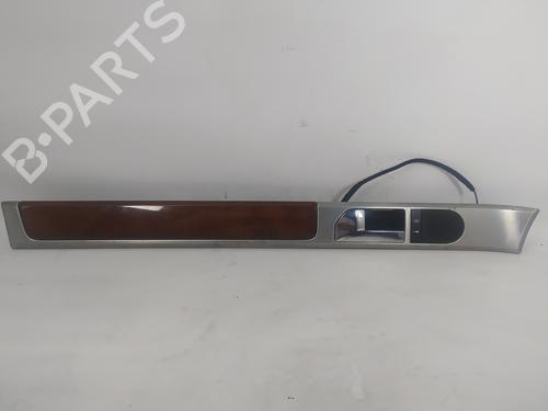 Used Front left interior door handle VW TOUAREG (7LA, 7L6, 7L7) 3.0 V6 TDI (225 hp) 8070692
