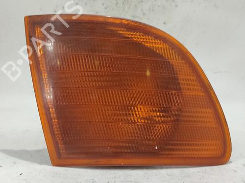 Used Right front indicator MERCEDES-BENZ VITO Van (W638) [1997-2003]  16990572