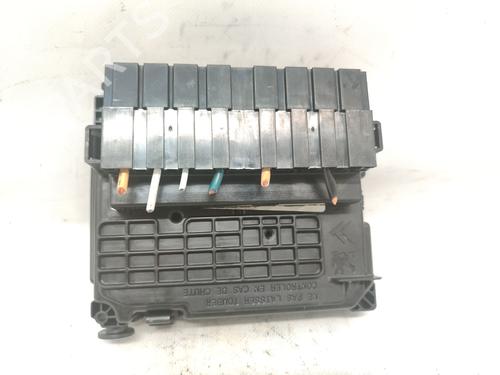 Fuse box CITROËN C3 II (SC_) 1.2 VTi 82 | BP28214945E1 