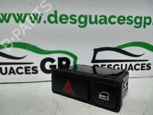 Used Warning switch BMW 3 (E46) 320 d (150 hp) 7143667