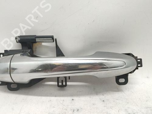 front-right-exterior-door-handle-toyota-hilux-viii-pickup-_n1_-2015-36994710 main image