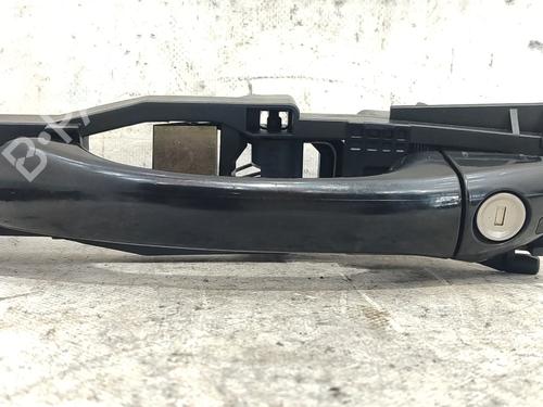 Used Front left exterior door handle MERCEDES-BENZ C-CLASS (W203) C 220 CDI (203.006, 203.008) (143 hp) 27560600