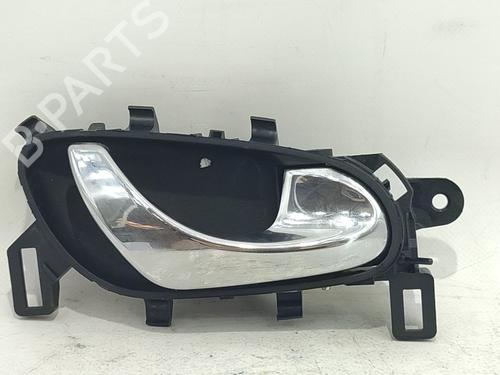 Used Rear right interior door handle Rear right interior door handle 38053303 38053303