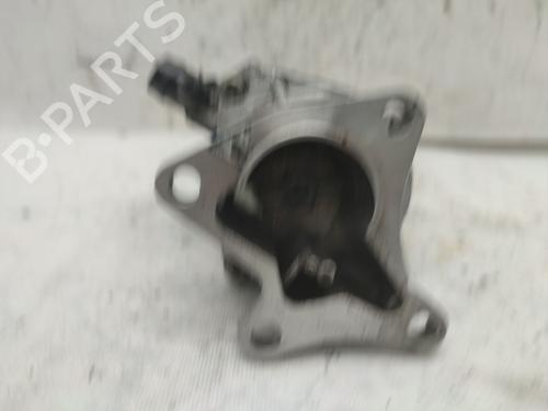 Vakuumpumpe für VOLVO S40 I (644) 1.9 DI (95 hp) 23197372