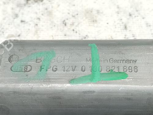 Rudehejsemotor bagstkærm højre VW PASSAT B5 (3B2) 1.8 T | BP30176514E22