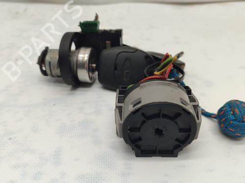 Used Ignition barrel FORD MONDEO III Saloon (B4Y) 2.0 16V TDDi / TDCi (115 hp) 23179044