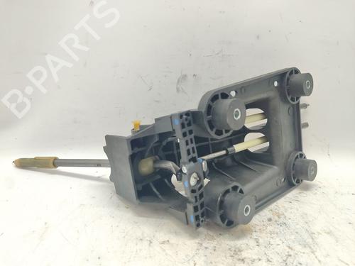 Levier de vitesses PEUGEOT 208 I (CA_, CC_) 1.2 VTI 82 | BP30805492M90