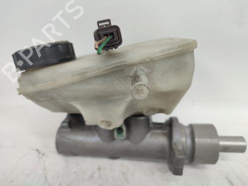 Used Brake master cylinder PEUGEOT 406 (8B) [1995-2005]  15657859