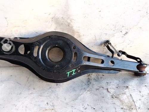 Used Left rear suspension arm Left rear suspension arm LEXUS ES (_Z10_, _A10_, _H10_) 300h (AXZH10, AXZH11) (178 hp) 36336256 36336256