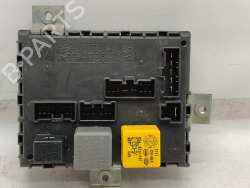 Used Fuse box FIAT PUNTO (176_) 75 1.2 (73 hp) 22984014