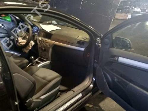 Front left interior door handle OPEL ASTRA H GTC (A04) 1.9 CDTI (L08) | BP7139054I13 