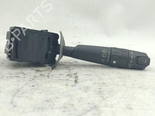 Used Steering column stalk CITROËN XSARA (N1) 1.6 i (88 hp) 30685930